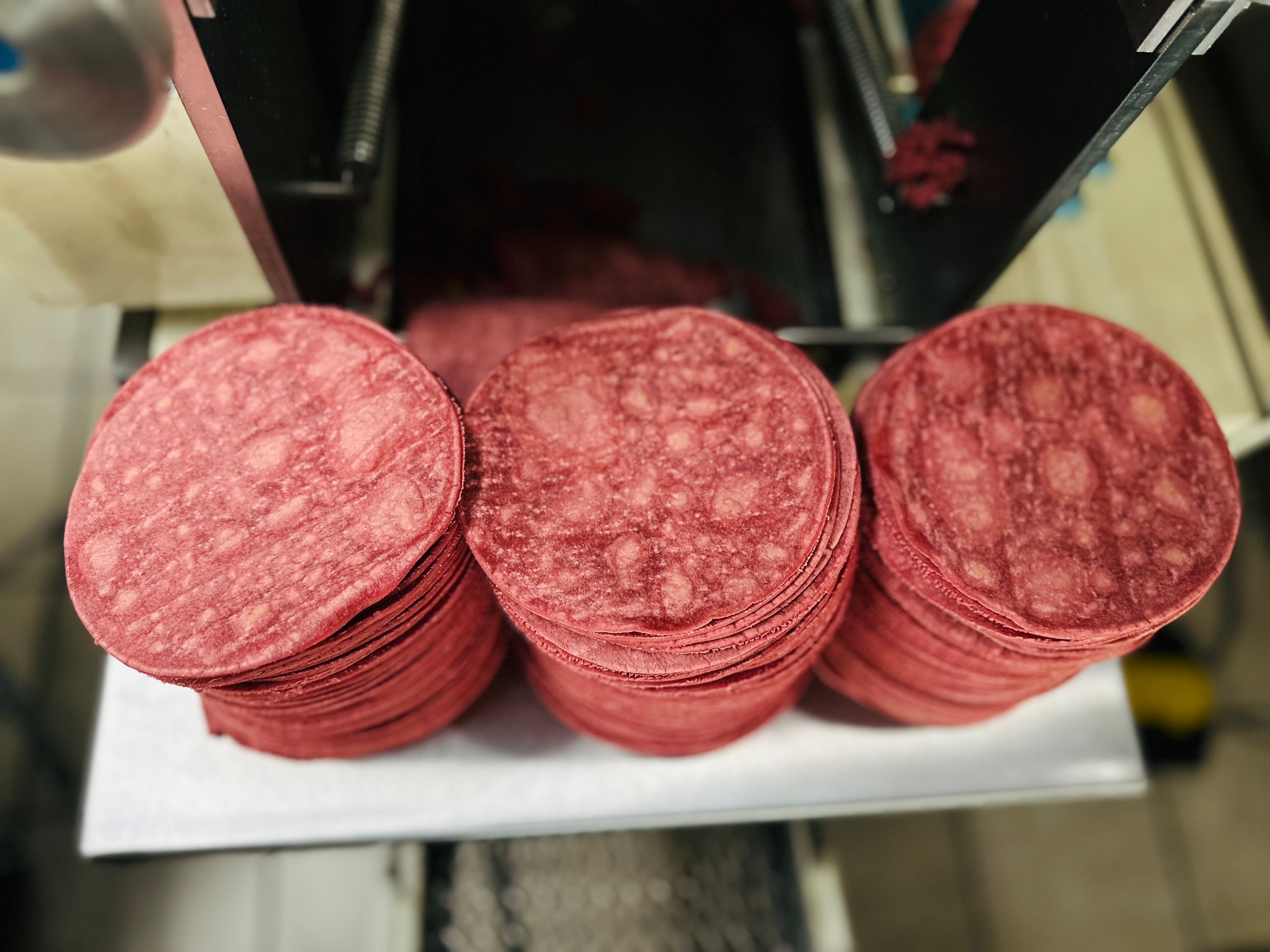 Tortilla de betabel frescas y saludable contiene 16 piezas,    son tu mejor opción 🔥🫜